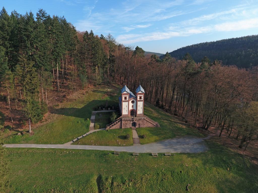 Naturhotel Ruegers Forstgut Mespelbrunn Exteriér fotografie