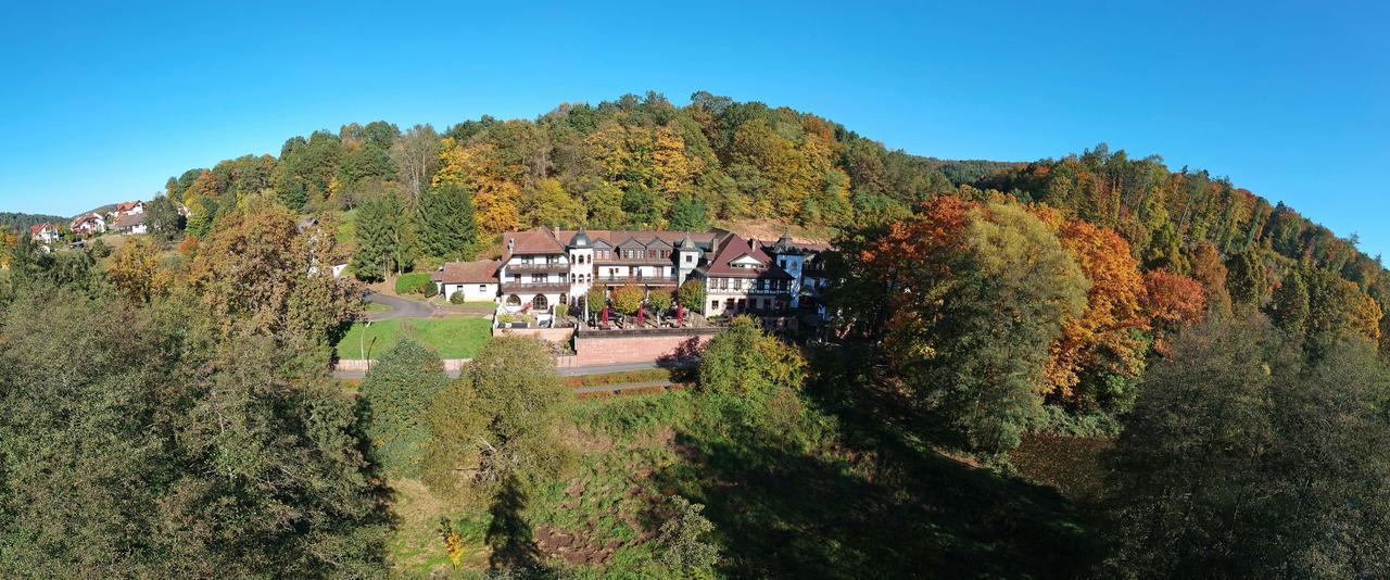 Naturhotel Ruegers Forstgut Mespelbrunn Exteriér fotografie